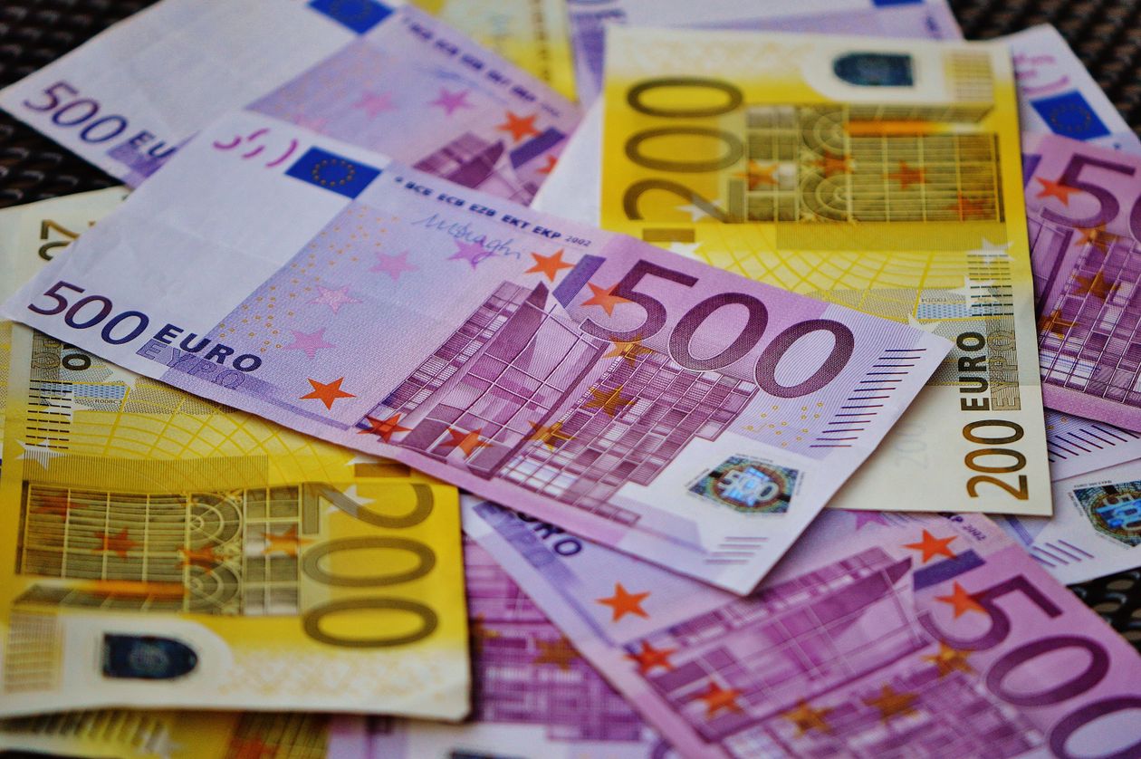 Billet de 500 euros illustrant le coût croissant des factures d'énergie en France